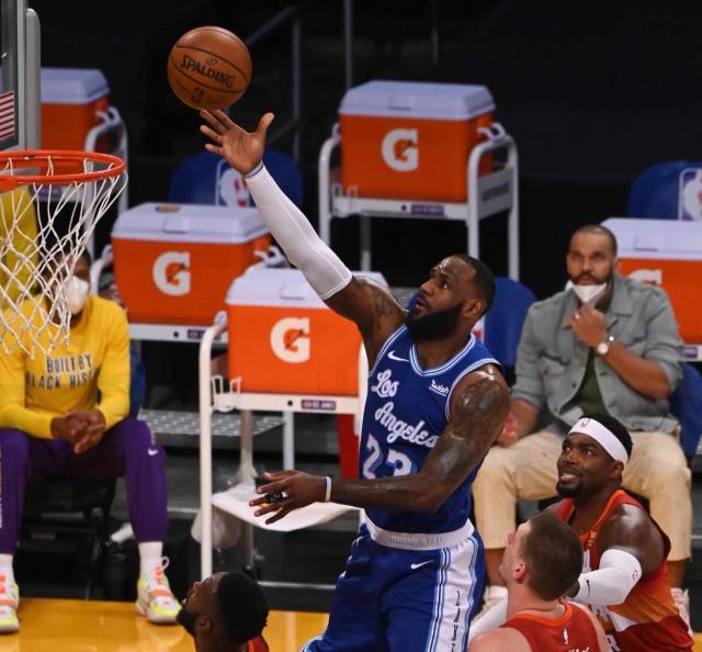 开云官方-詹姆斯：全明星像扇了我一耳光 我定会人在心不在